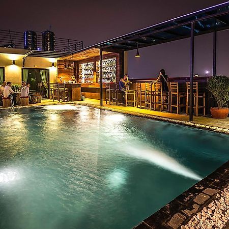 Diamond Palace Resort & Sky Bar Phnom Penh Eksteriør billede