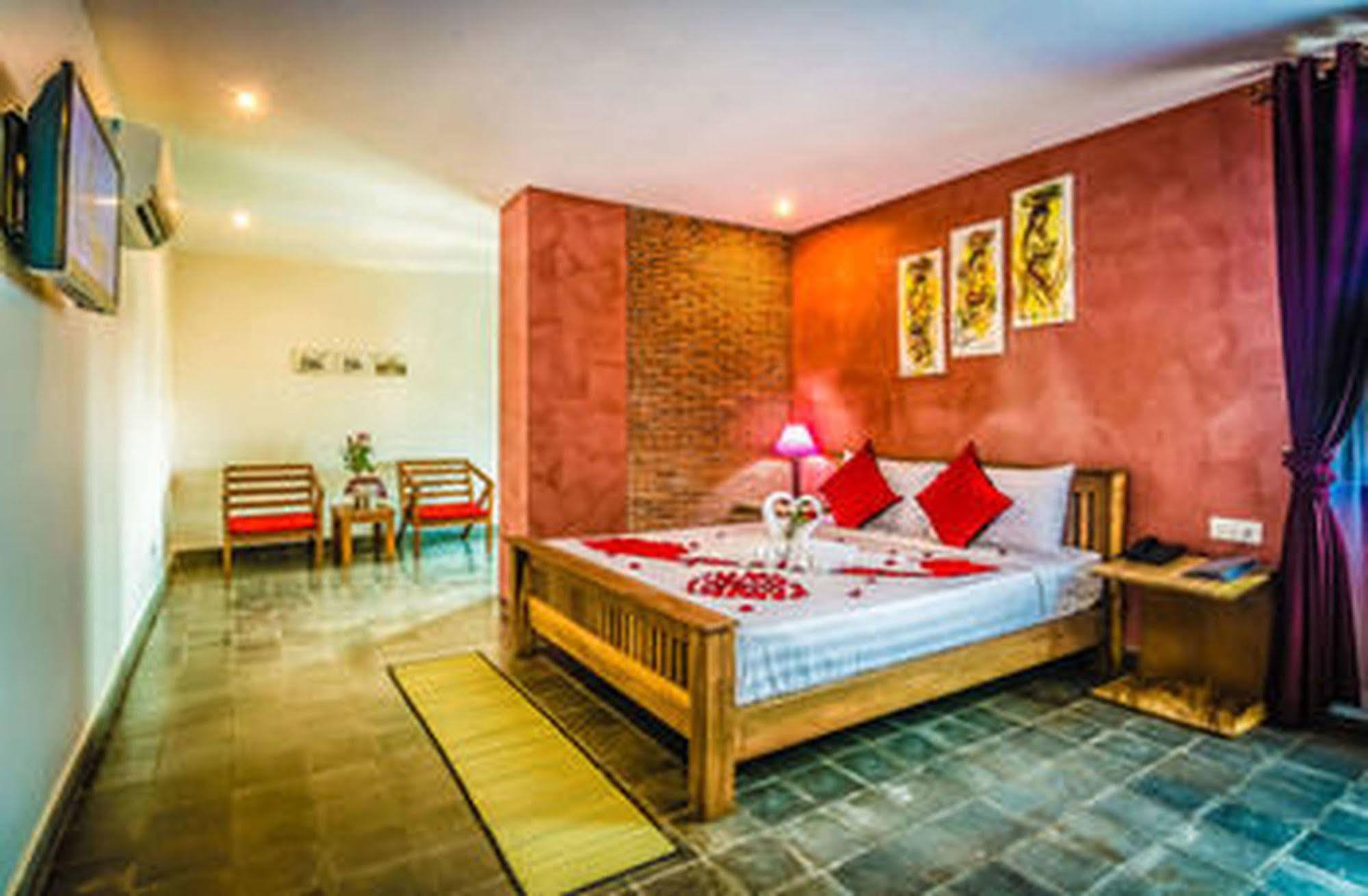 Diamond Palace Resort & Sky Bar Phnom Penh Eksteriør billede