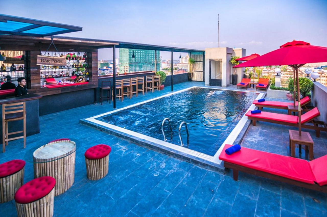 Diamond Palace Resort & Sky Bar Phnom Penh Eksteriør billede